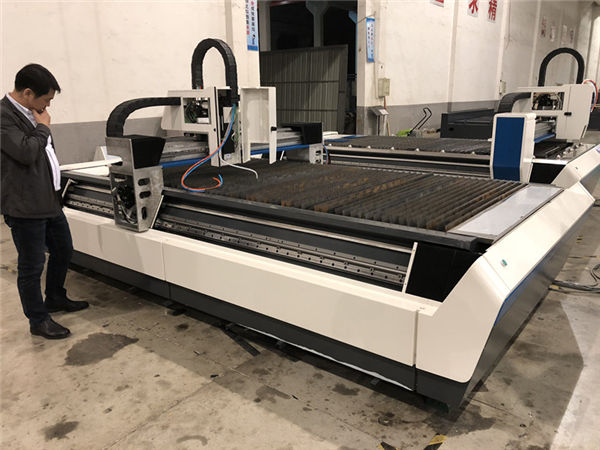 màquina de tall làser de fibra cnc mecànica amb transmissió de cargols de bola